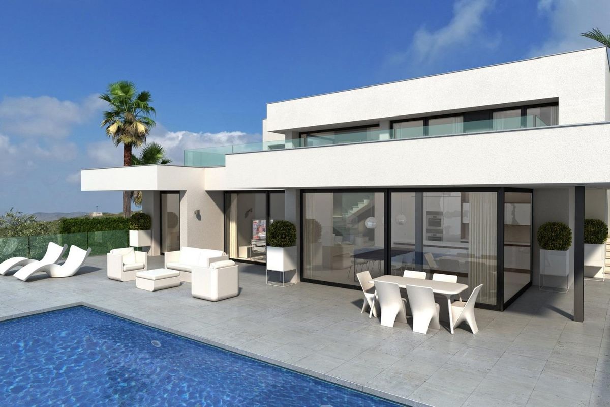 Háromszintes villa Costa Blanca Északon