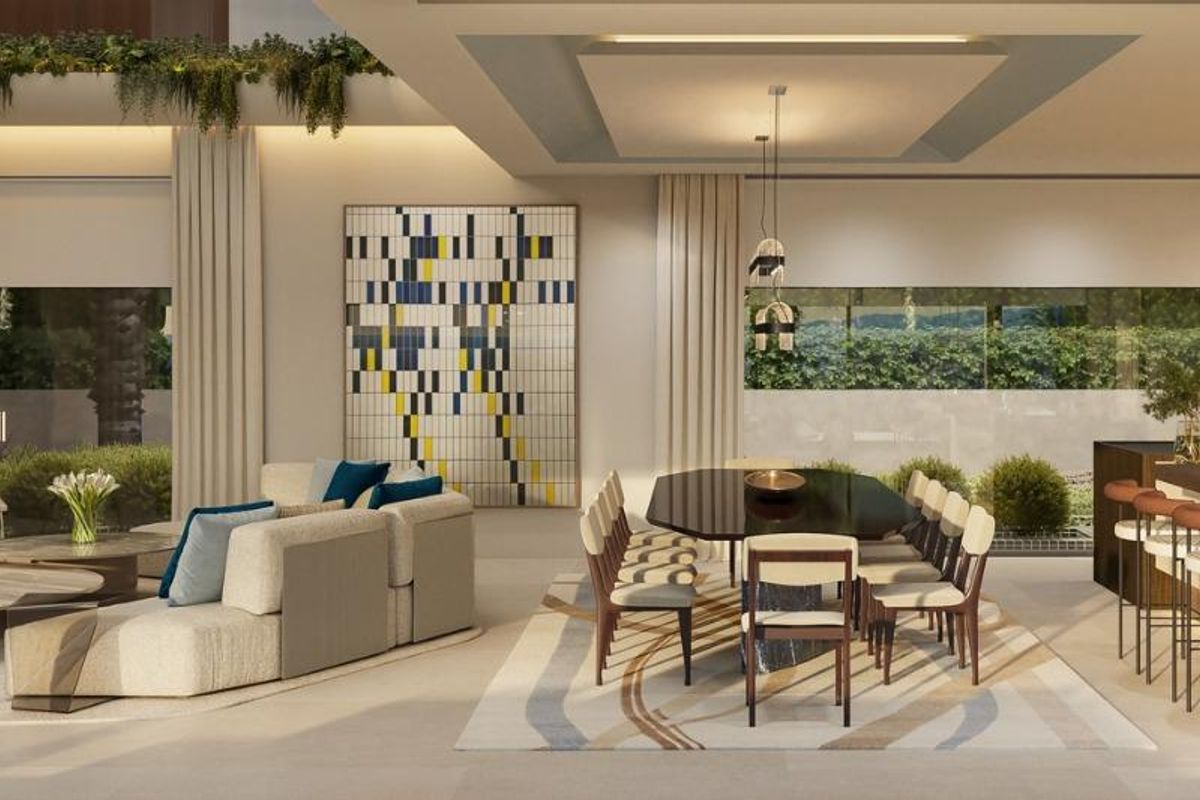 Ruime open leefruimte met keuken en eetgedeelte in een moderne villa in Marbella.