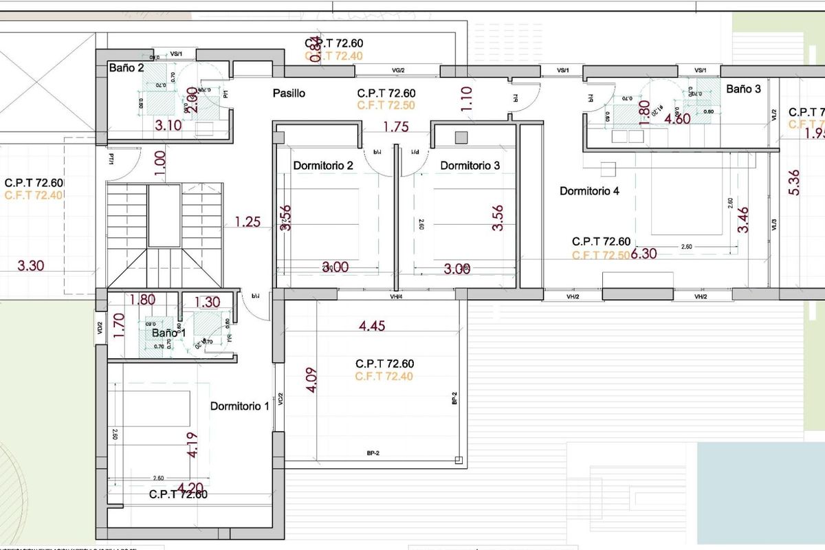 Tweede plattegrond van een 4-slaapkamer villa in Jávea Xàbia, die de kamergroottes en verbindingen illustreert.