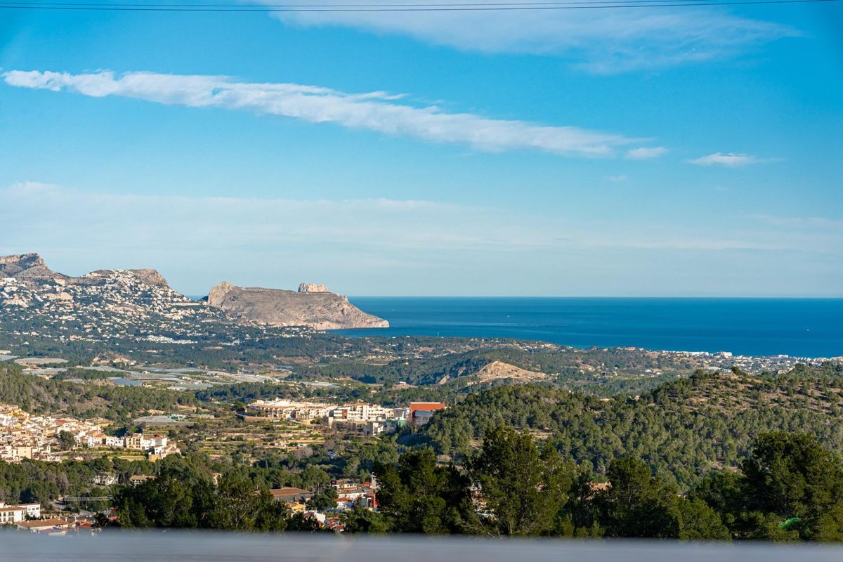 Prachtige nieuwbouw villa's in Polop met uitzicht op zee