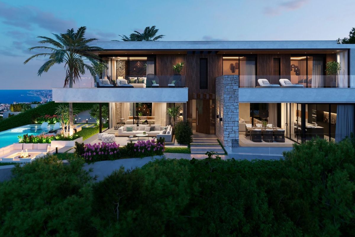 Modern kitchen and living area in Benalmádena villa