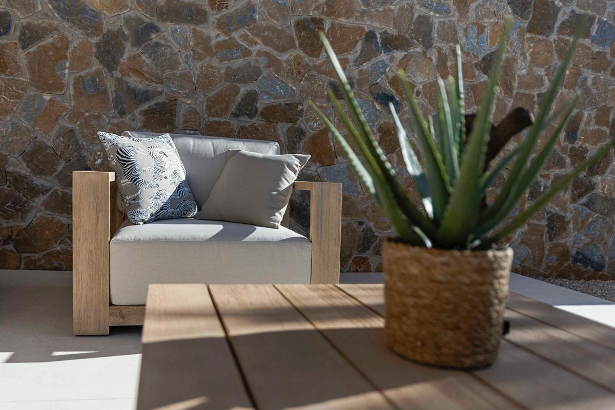 Eingangsbereich, mit hochwertiger Tür