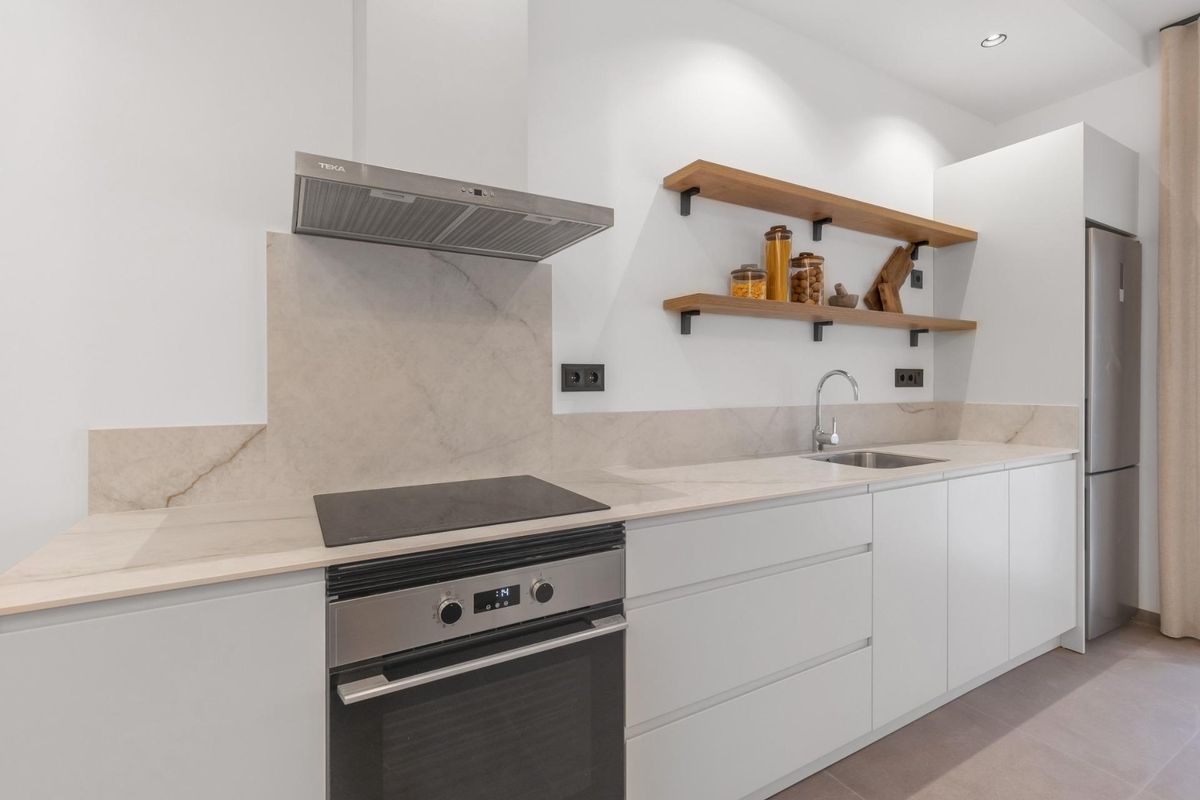 Modern, új építésű apartmanok csak 150 m-re a tengertől Torrevieja városában