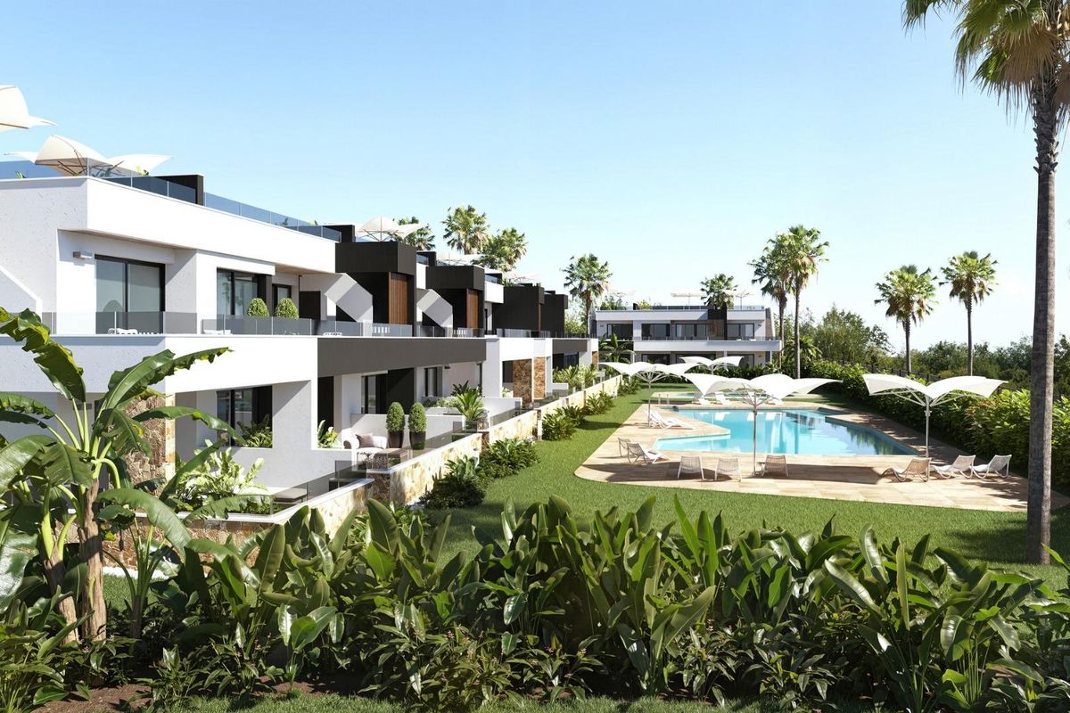 Hálószoba Rojales bungalow világos dizájn
