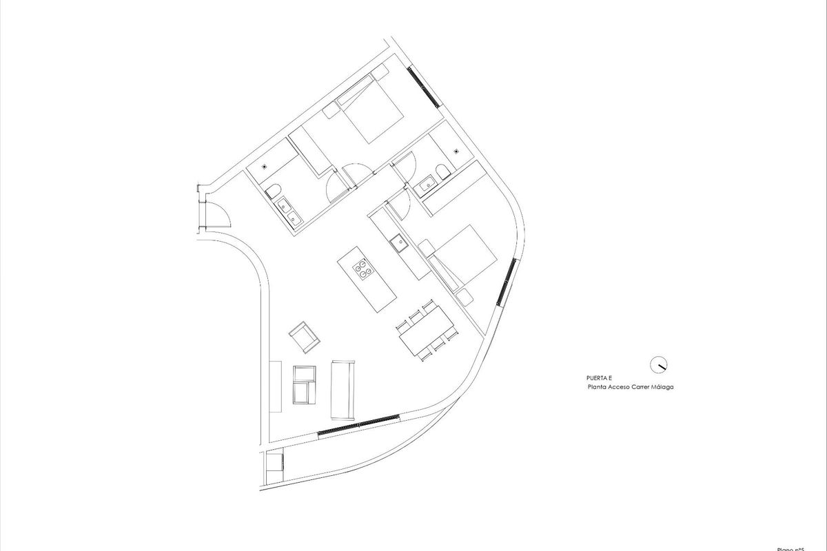 Plattegrond van een appartement met 2 slaapkamers in Calpe, indeling benadrukt woonkamer en keuken.