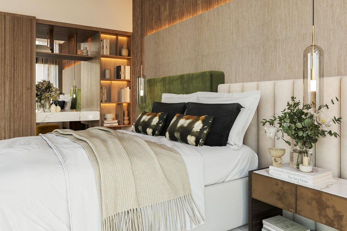 Gezellige detail van een stijlvolle slaapkamer met decoratieve elementen, deel van een 5-slaapkamer villa in Marbella.