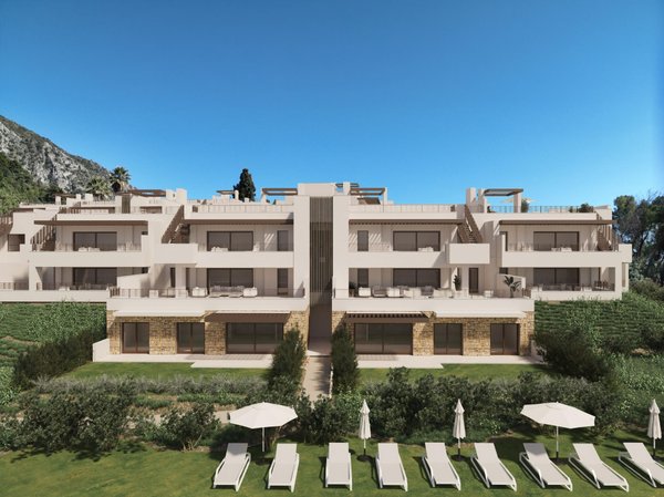 Wohnung in Istán mit Terrasse