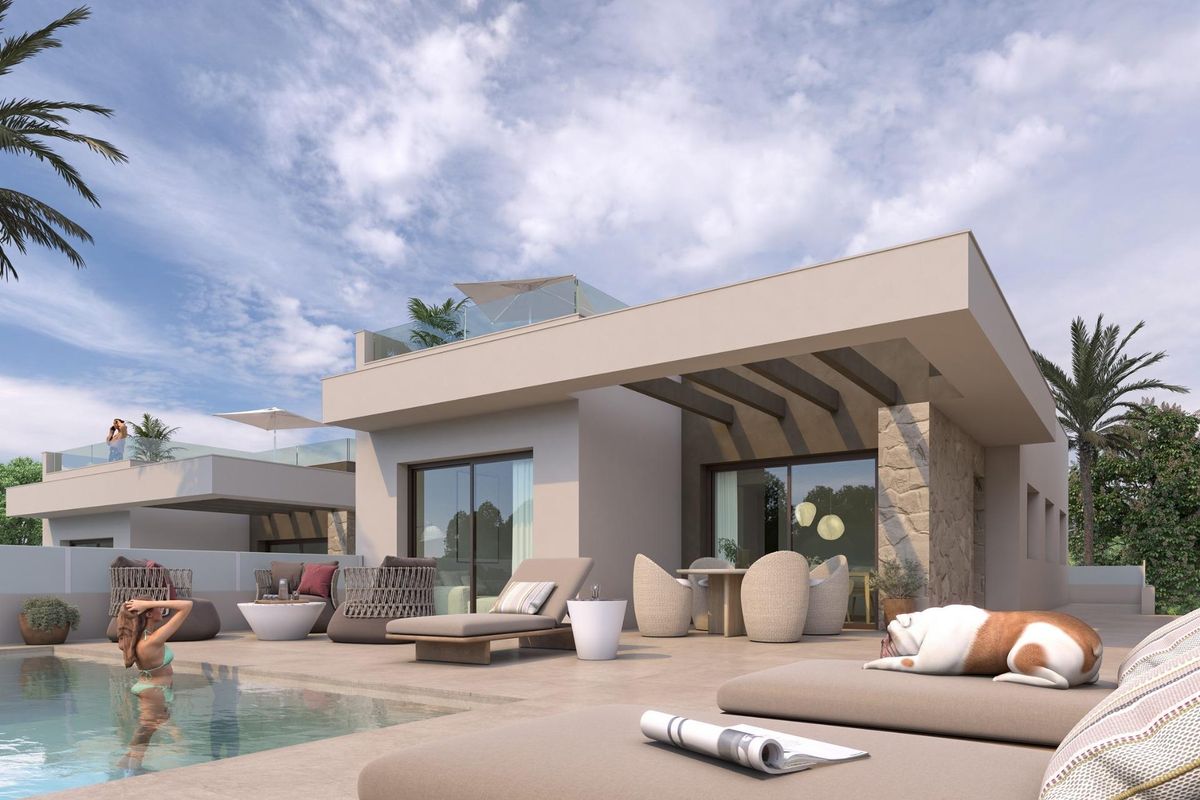 Villa in Benijofar met zwembad en terras