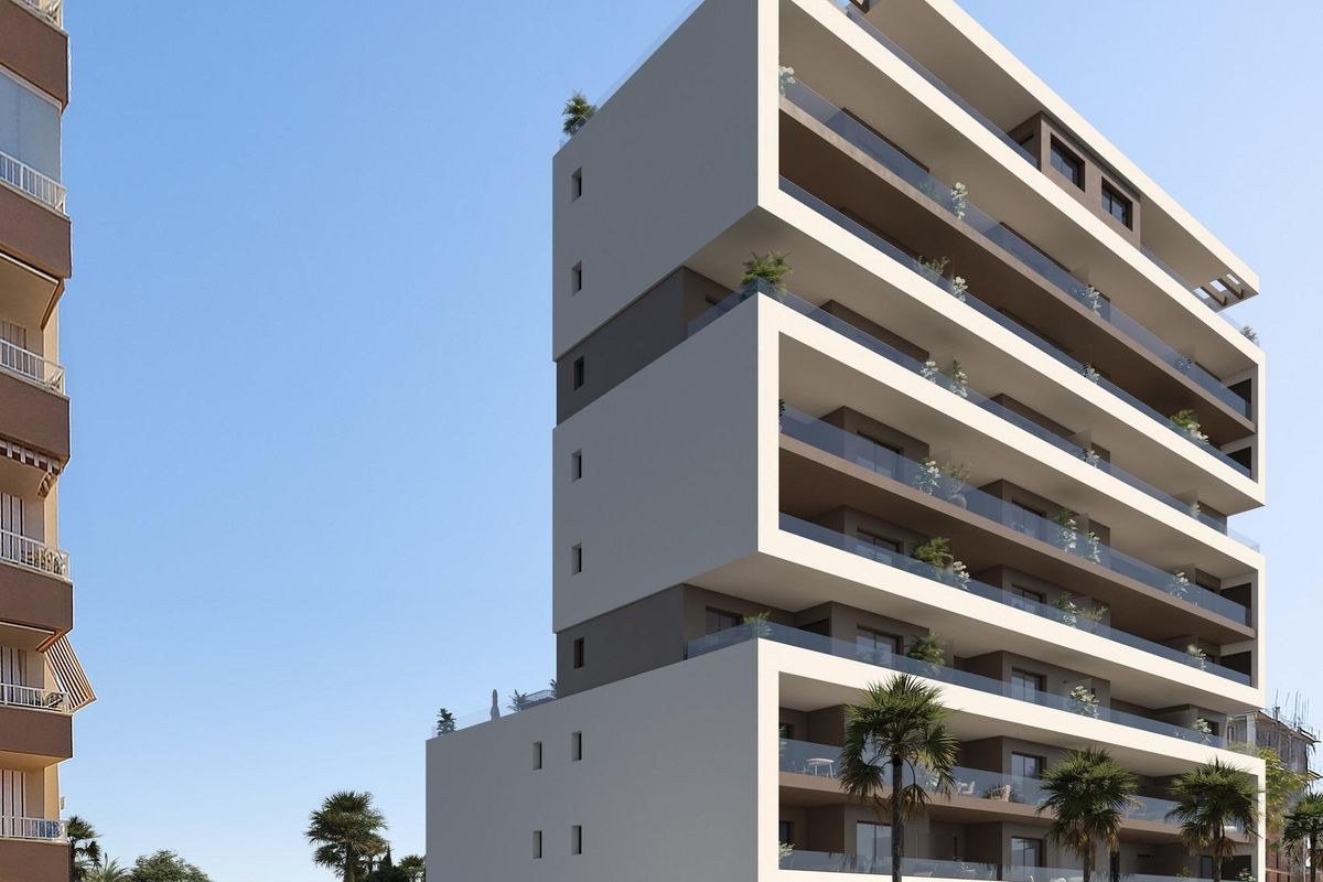 Penthouse with sea views in Guardamar