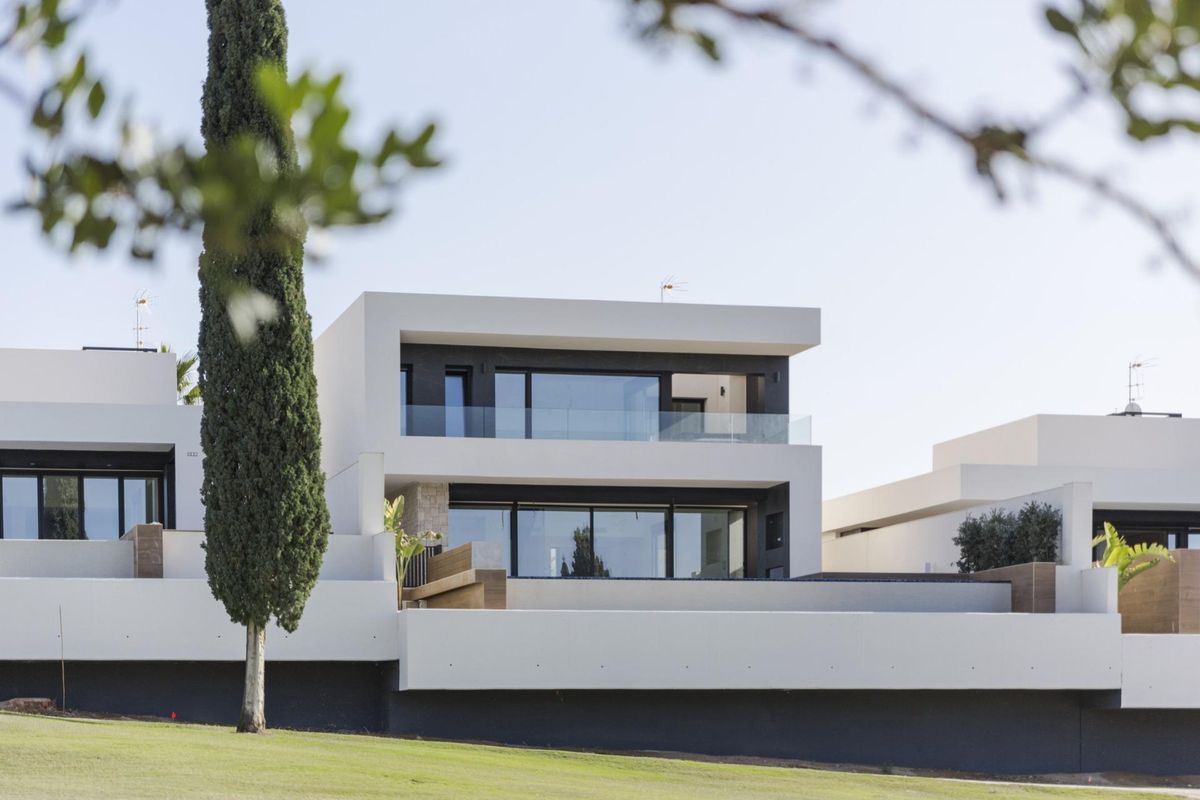 3-Bedroom Villa in Algorfa