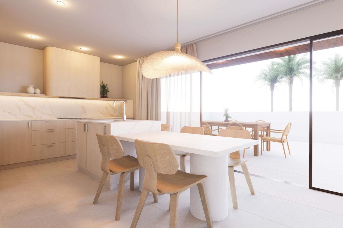 3-Bed Apartment Torrevieja Beach - Image 10