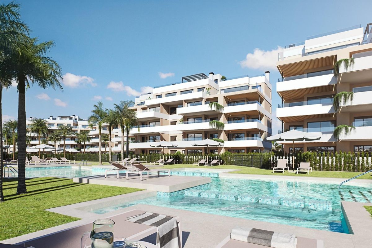 Gemeenschappelijk zwembad in exclusief resort
