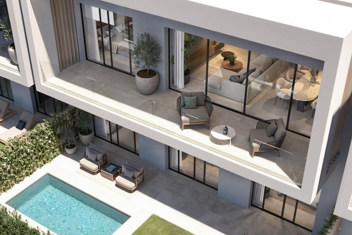 Casares town house with private pool