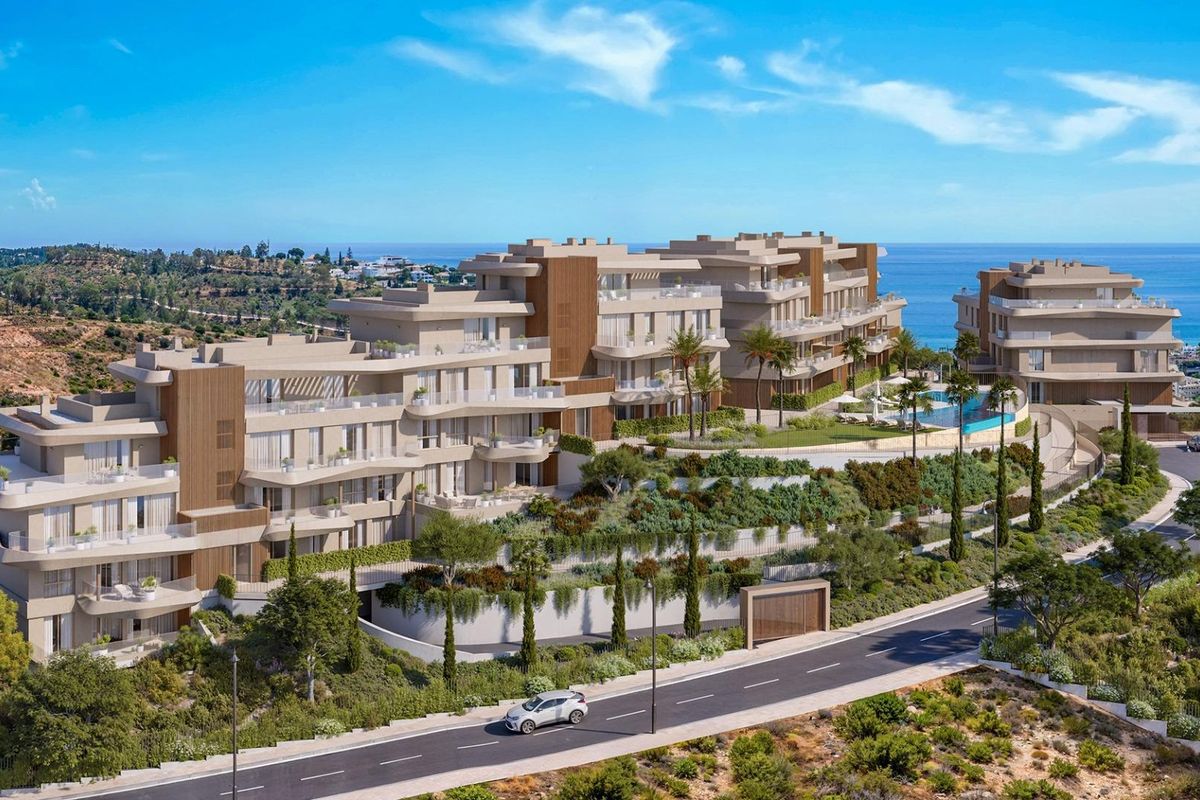 Modern kitchen in Mijas ground floor apartment