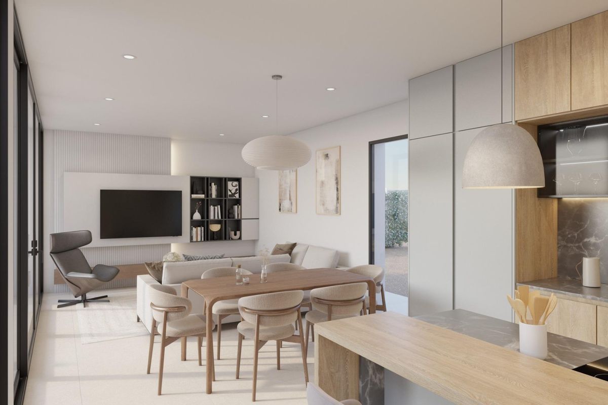 Stijlvol woon- en eetgedeelte in de villa in Fuente Álamo, met moderne meubels en een tv.