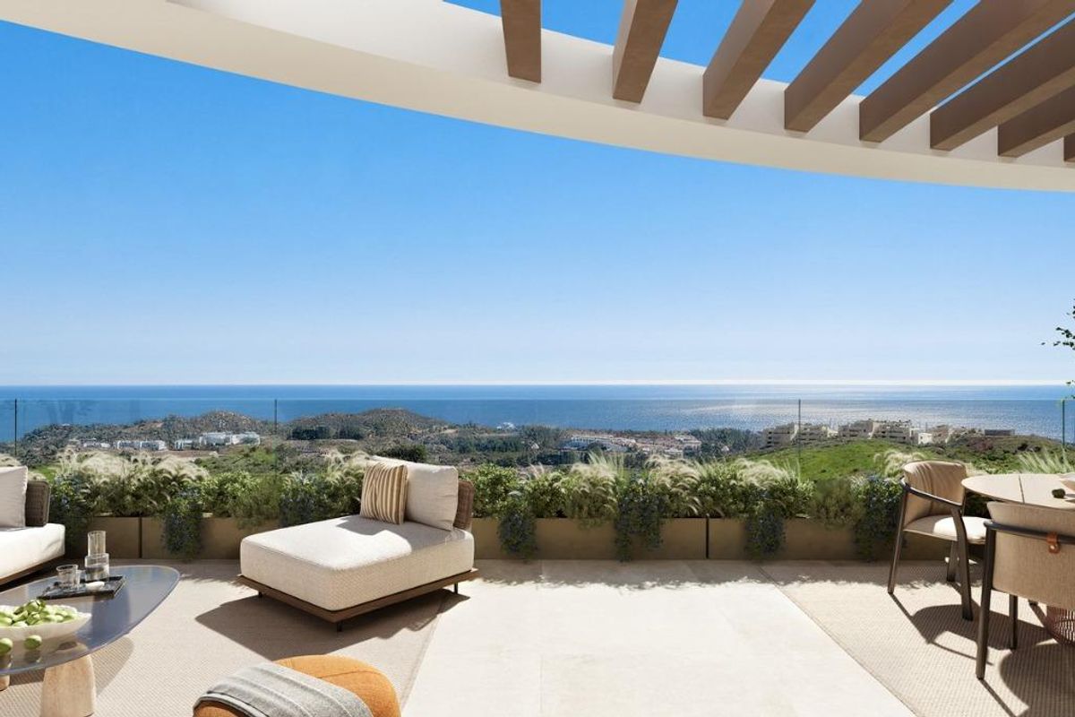 Woonkamer met natuurlijk licht en uitzicht