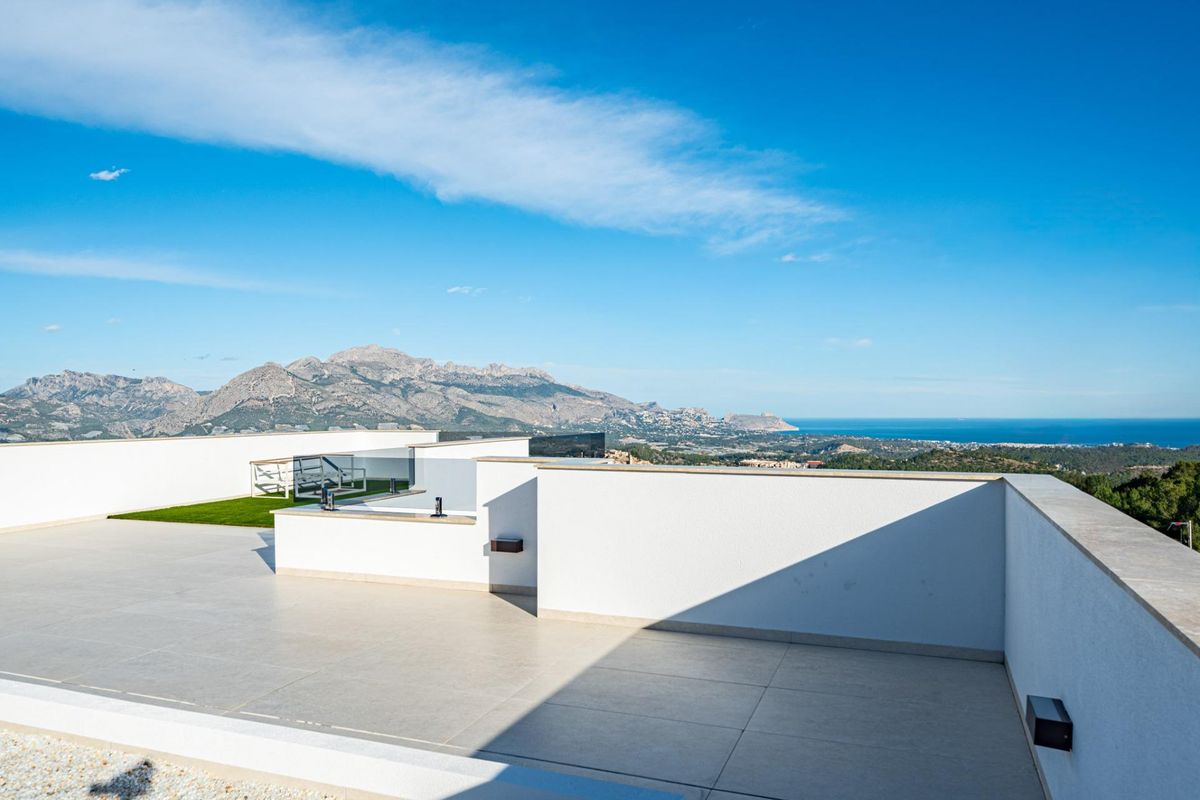 Prachtige nieuwbouw villa's in Polop met uitzicht op zee