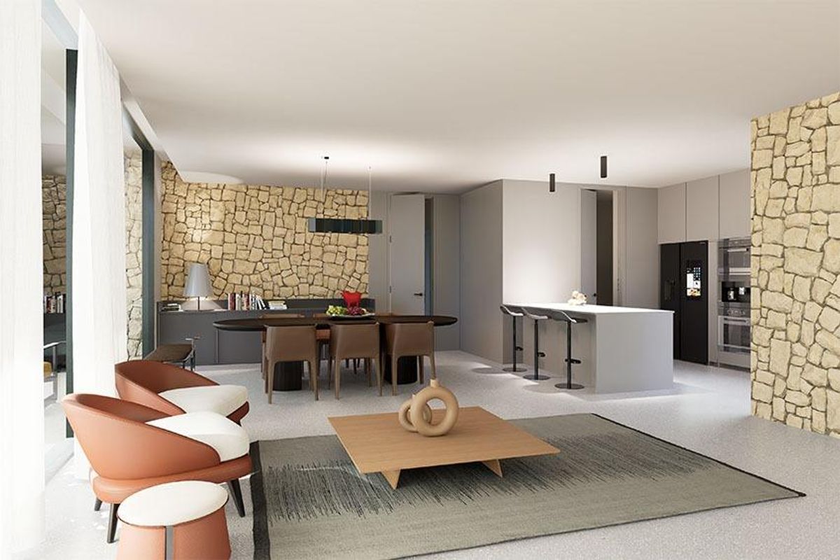 Chique keukenontwerp in een villa in Torrevieja, met strakke kasten en voldoende werkruimte.