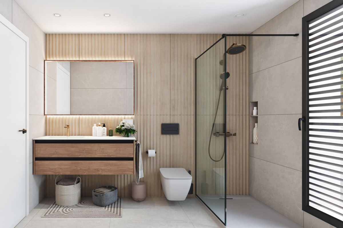 Strak badkamer met moderne armaturen en natuurlijk licht in een 3-slaapkamer villa, San Javier, biedt luxe en comfort.