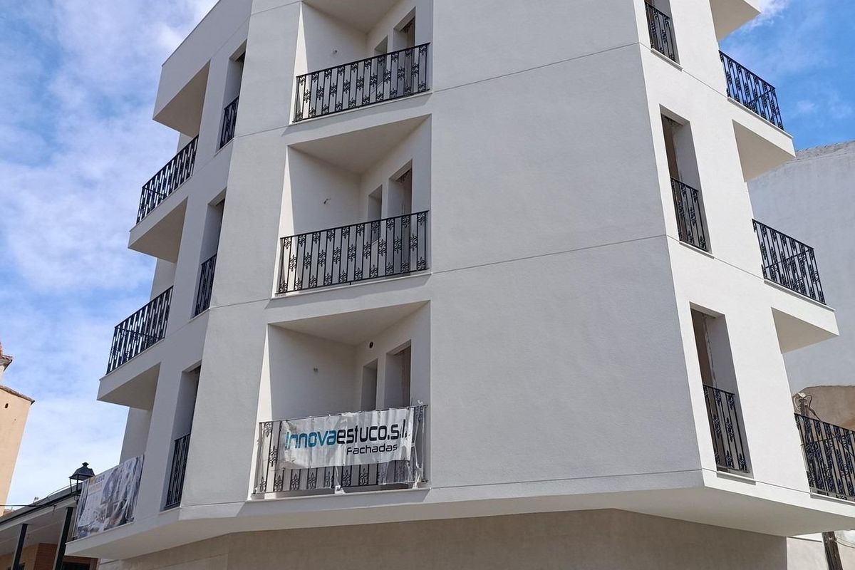 Schlafzimmer mit Einbauschränken in Bigastro