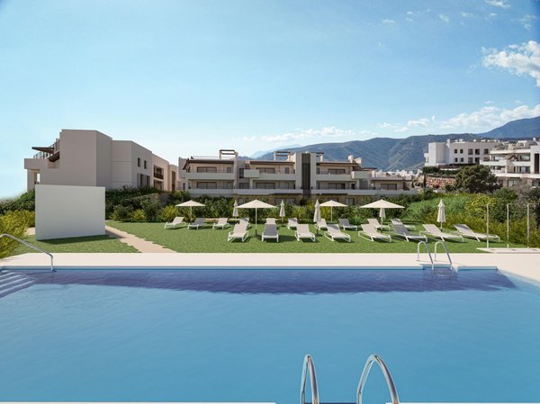 Apartment in Istán mit Meerblick und Terrasse