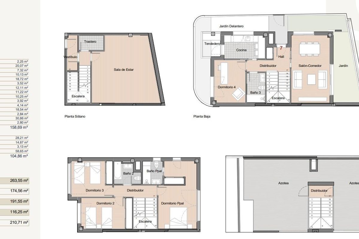 Plattegrond van een ruime 4-slaapkamer townhouse in Estepona met gedetailleerde indelingen van alle verdiepingen.