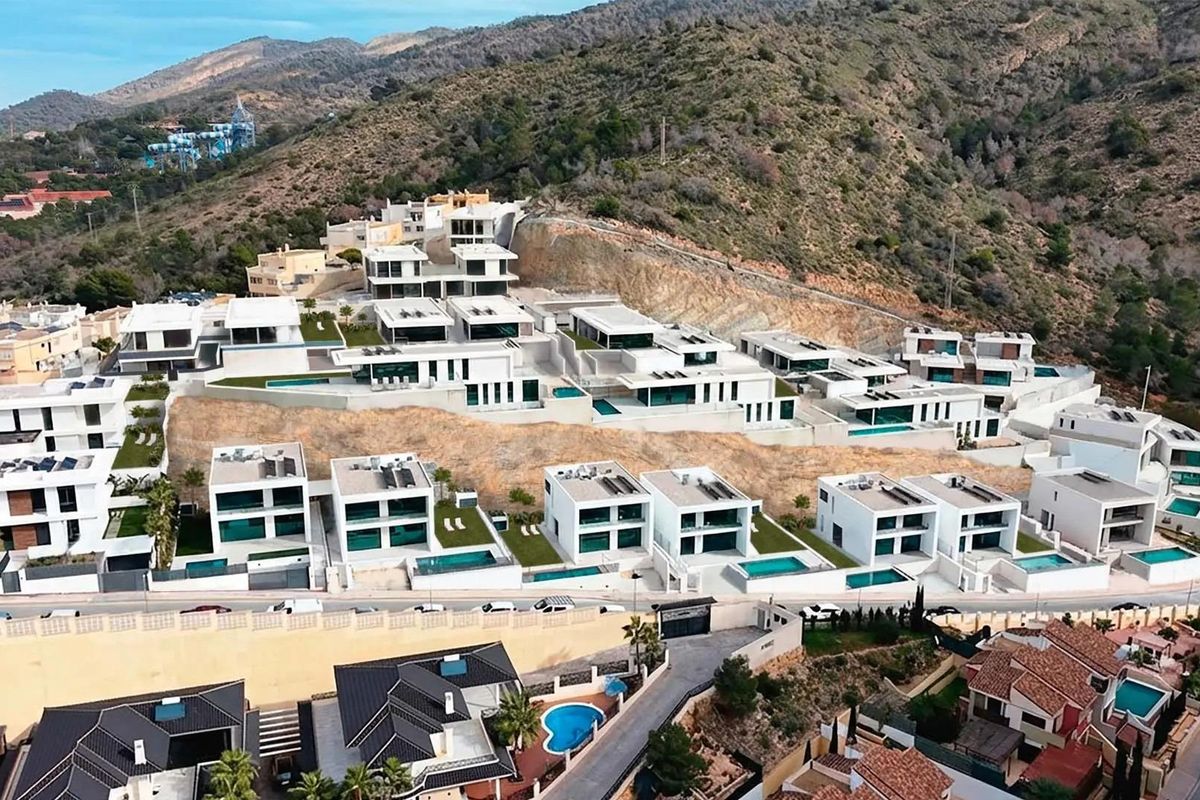 Moderne Küche der Villa in Benidorm