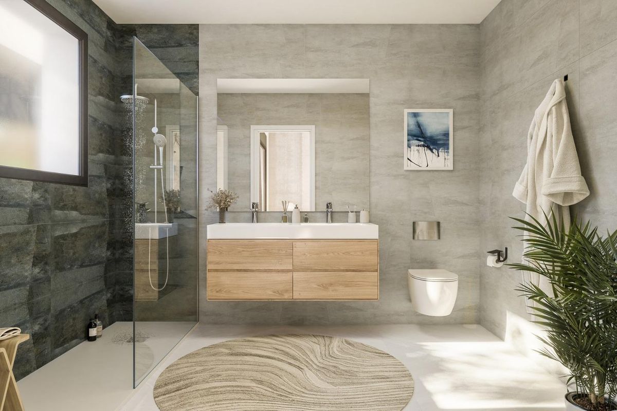 Bathroom with high-quality finishes in Estepona