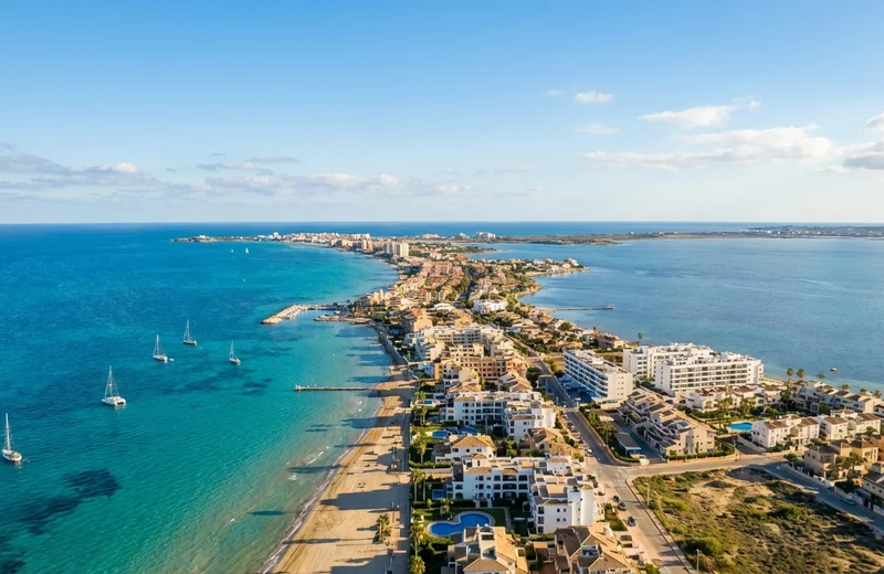 Vastgoed in La Manga: Investeren in zeezicht