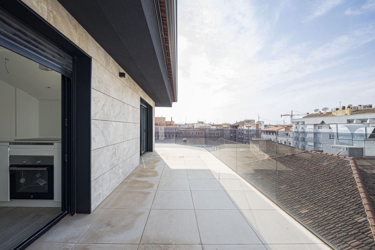 Entree van nieuwbouw penthouse Murcia