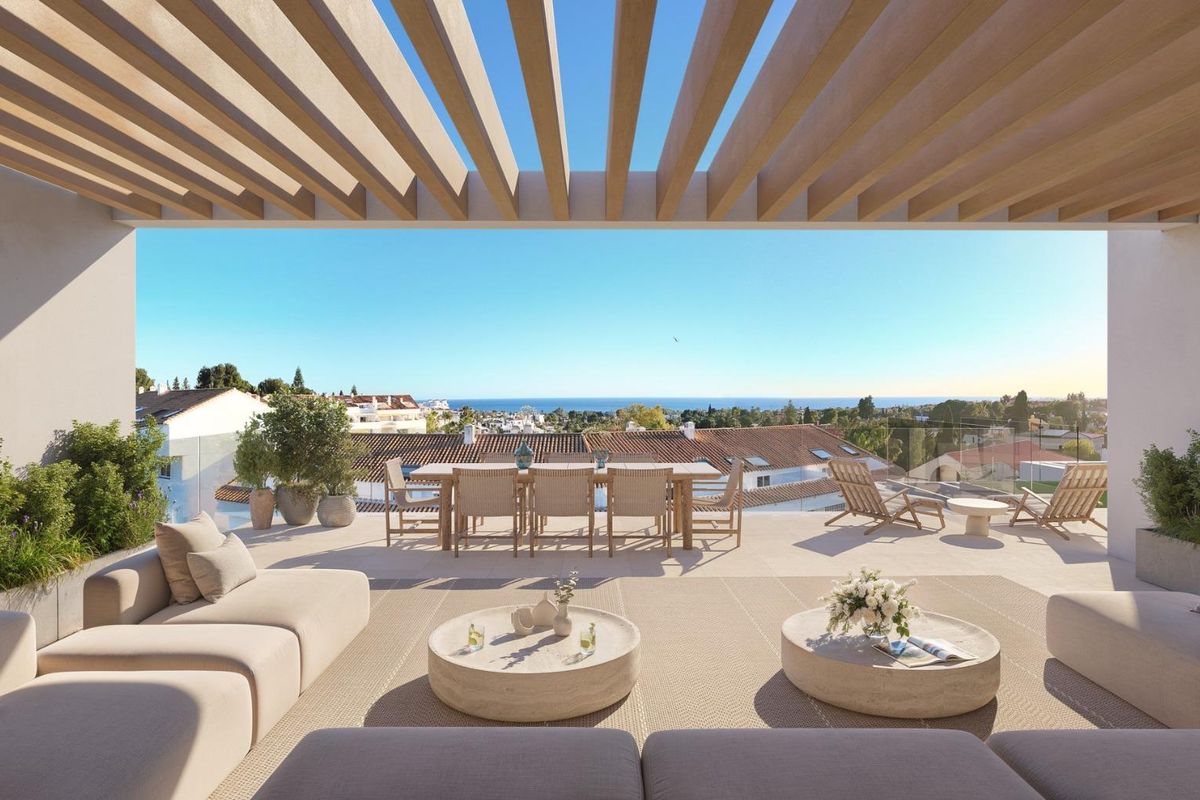 Nearby shops and restaurants Marbella