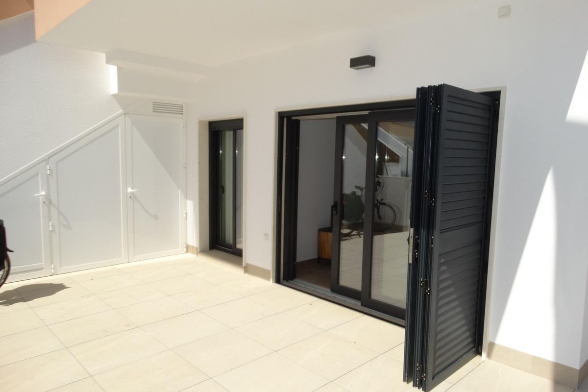 Kényelmes bungaló 2 hálószobával és terasszal