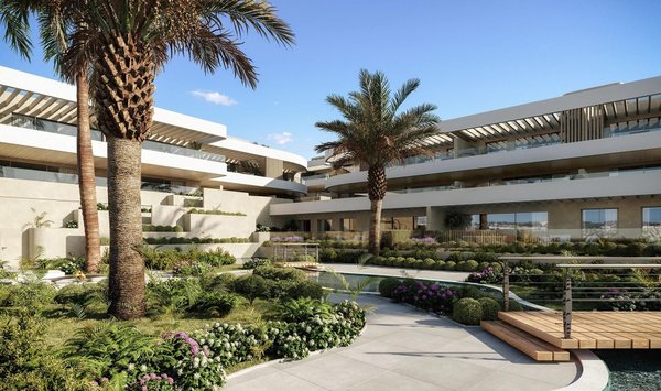 Appartement in El Campanario, Estepona met terras