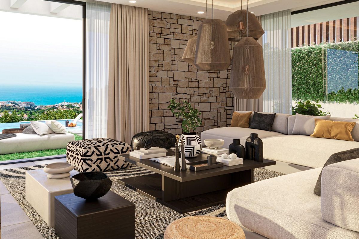 3-Bed Villa Benalmadena Sea Views - Image 12