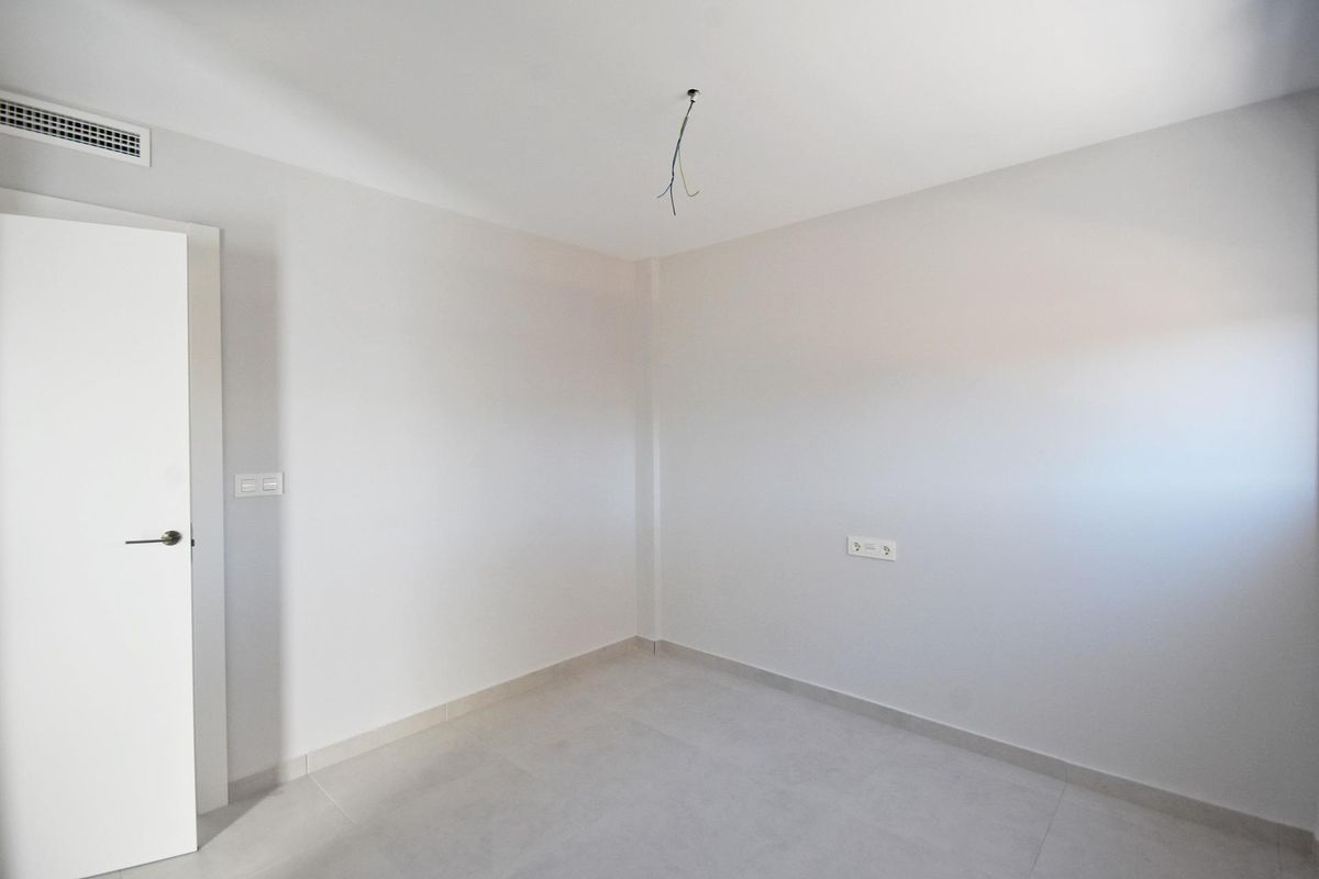 3-Bed Villa Puerto de Mazarron Sea Views - Image 20