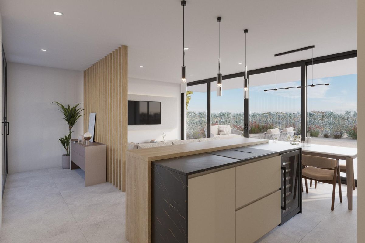 Elegante interieur van de villa in Fuente Álamo, met een ruime woonkamer vol natuurlijk licht.