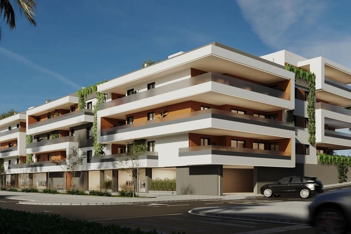 Contemporary architectuur van een nieuw appartementencomplex met luxe penthouses, gelegen in San Pedro De Alcantara.
