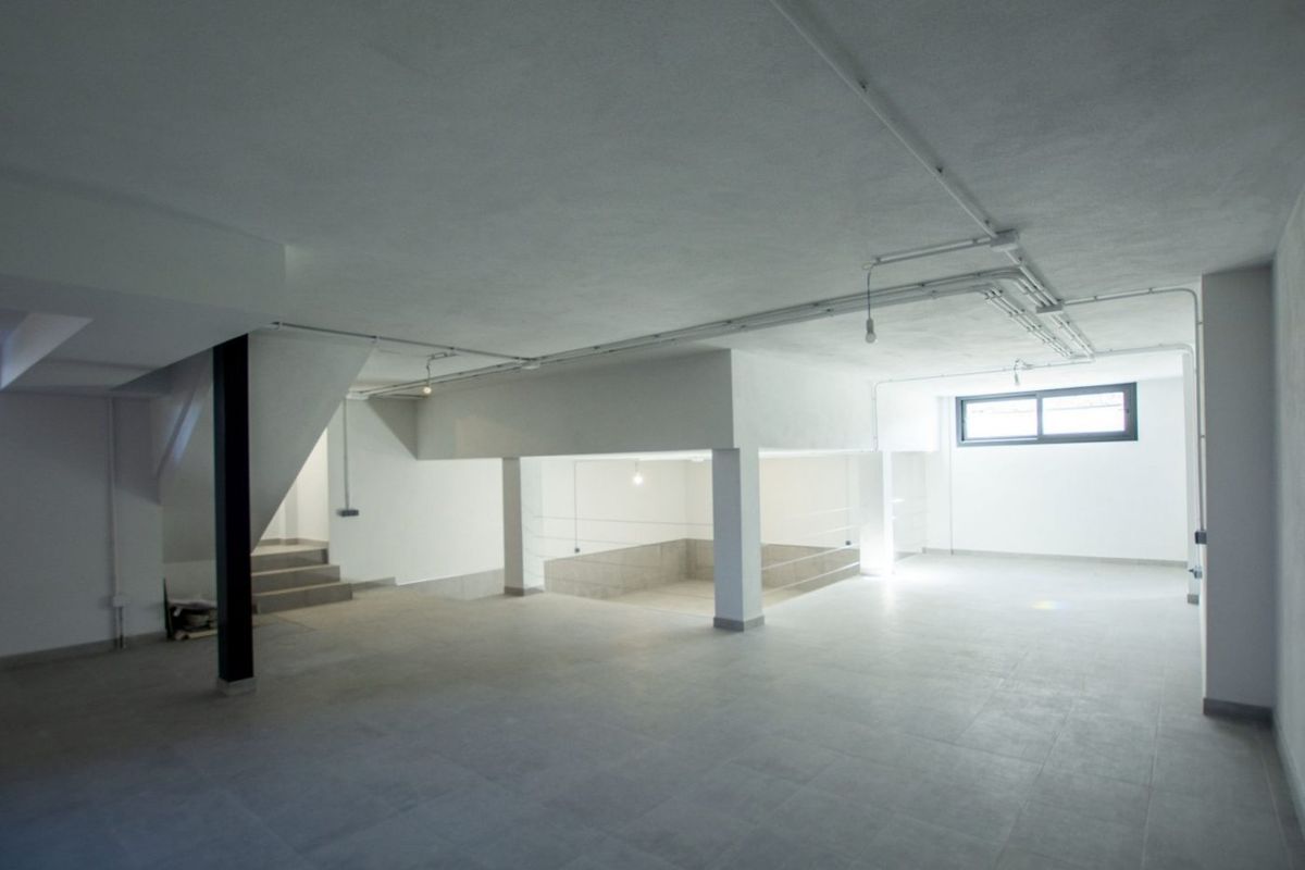 Open kelderindeling met voldoende ruimte voor verschillende toepassingen in een 4-slaapkamer villa, Málaga, Costa del Sol.