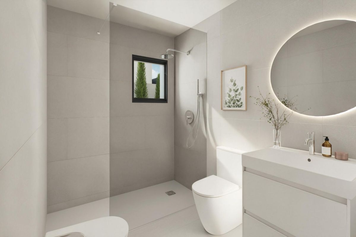 Moderne badkamer in de villa, met een stijlvolle inrichting en natuurlijk licht, gelegen in Costa de Almeria.