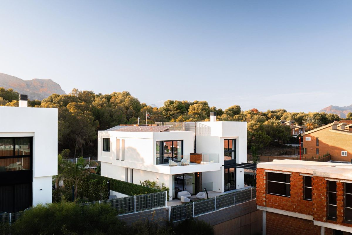 4-Bedroom Villa in La Nucia