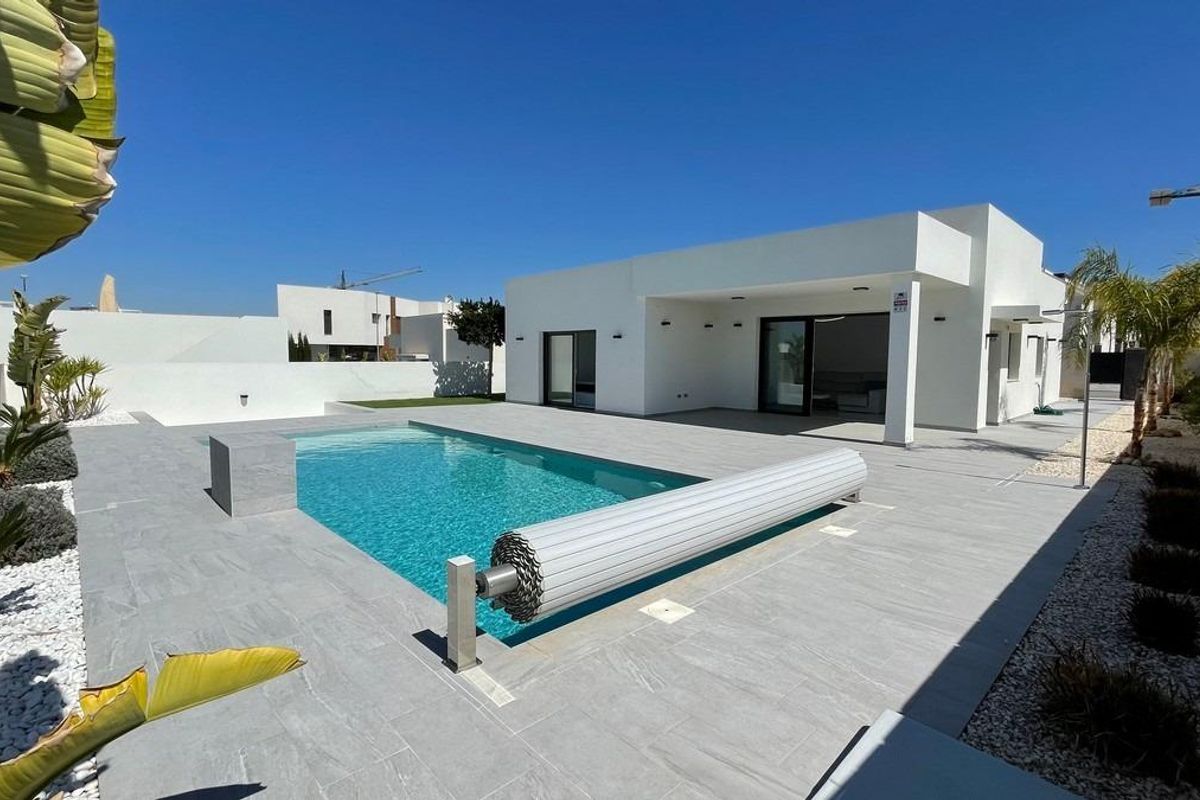 3-Bedroom Villa in Rafal