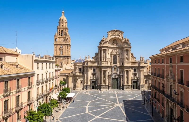 Murcia Lifestyle: A Gastronomy and Living Guide
