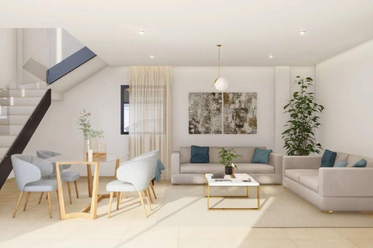 Stijlvolle woonkamer in de villa in San Juan Alicante, met gezellige zitplaatsen en moderne meubels.