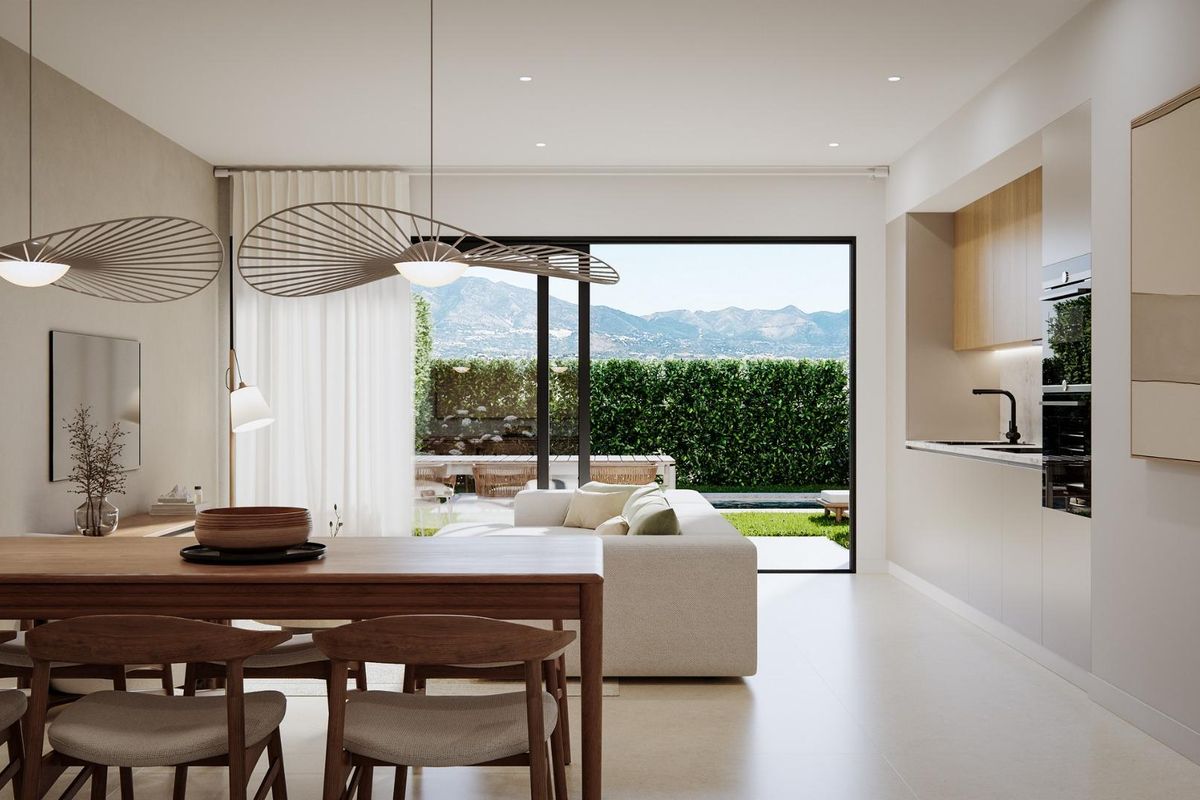 Bathroom with modern fixtures in Mijas