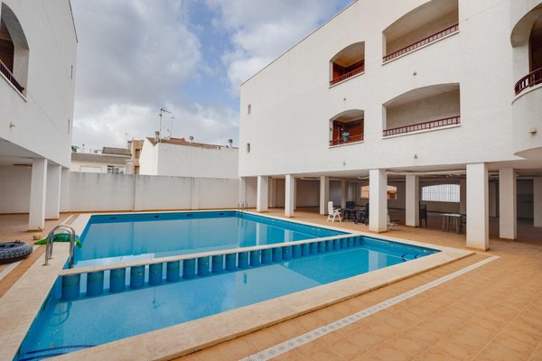 Appartement in San Fulgencio met zwembad