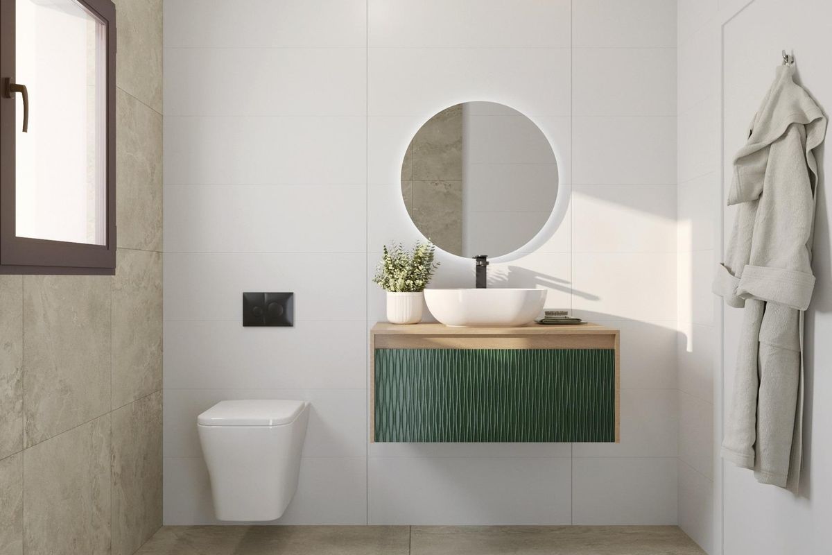 Moderne badkamer met elegante armaturen en natuurlijk licht in een 3-slaapkamer villa in Algorfa, Costa Blanca Zuid.