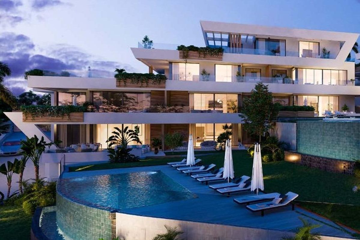 Swimming pool area in Marbella urbanization