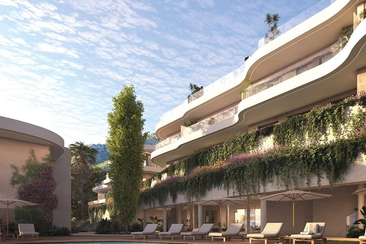 Moderne Küche im Stadthaus in Fuengirola