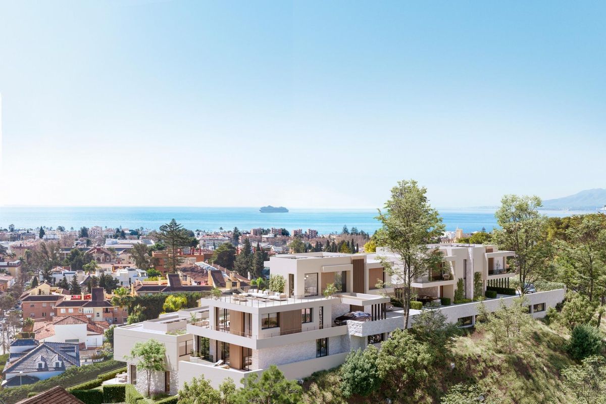 Townhouse with sea views in Pedregalejo