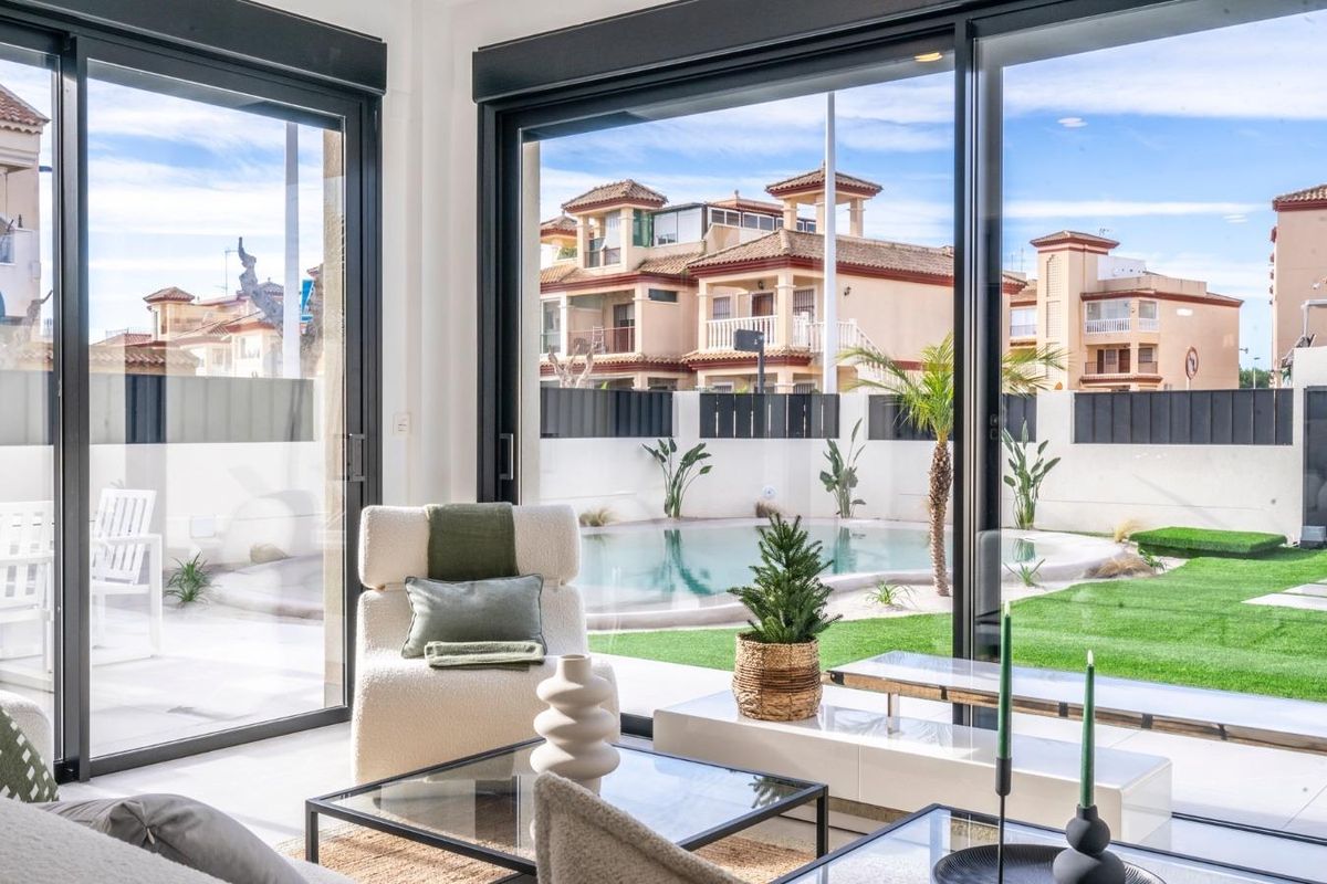 Newly built detached villas with private pool in Roldán, Torre-Pacheco